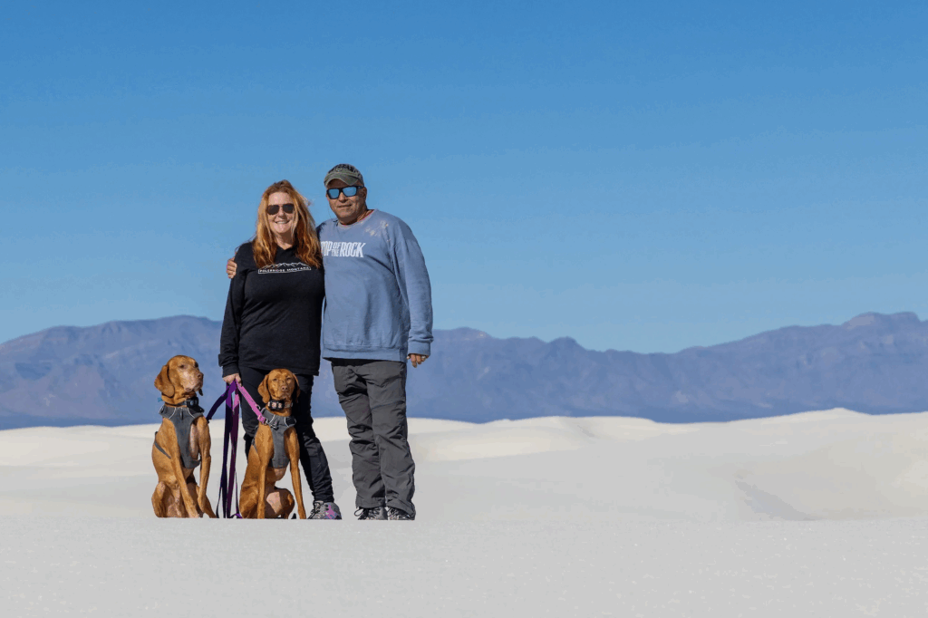 Patrick and Wendy - A couple living in a RV Full Time with their two hungarian vizsla dogs
